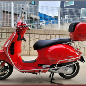 베스파 gts 125. s급. 15000km