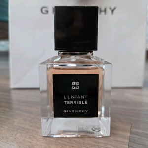 지방시 랑팡테리블 50ml 국문택 잔량 95% 앙팡테리블