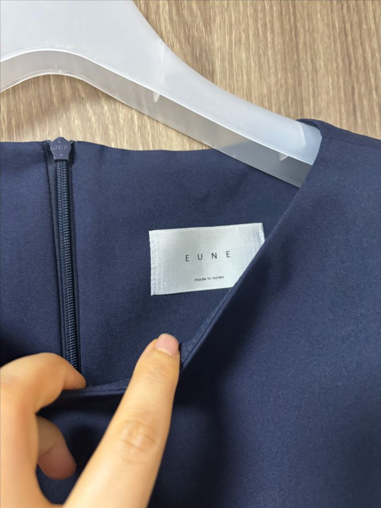 으네드레스 보트넥 원피스 네이비 아나운서--4