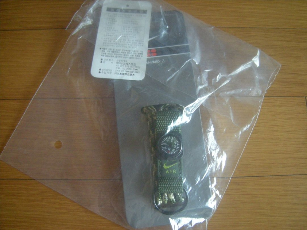 나이키에나멜힙색 유광희귀레어+나이키 나침판고리 한정판레어/아디다스 노스페이스 러닝캠핑등산낚시골프acg조던 아이폰 이미지