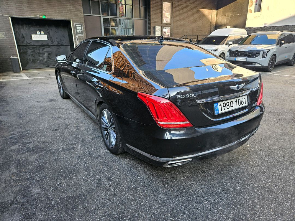 천안 평택 세종 청주 18년식 EQ900 3.8 럭셔리 가솔린 개인차량--6