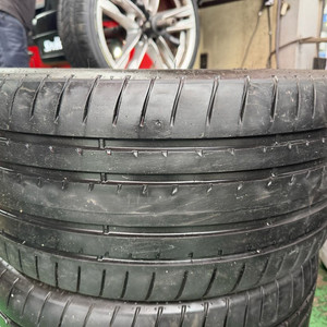 굳이어 이글 f1타이어. 이미지