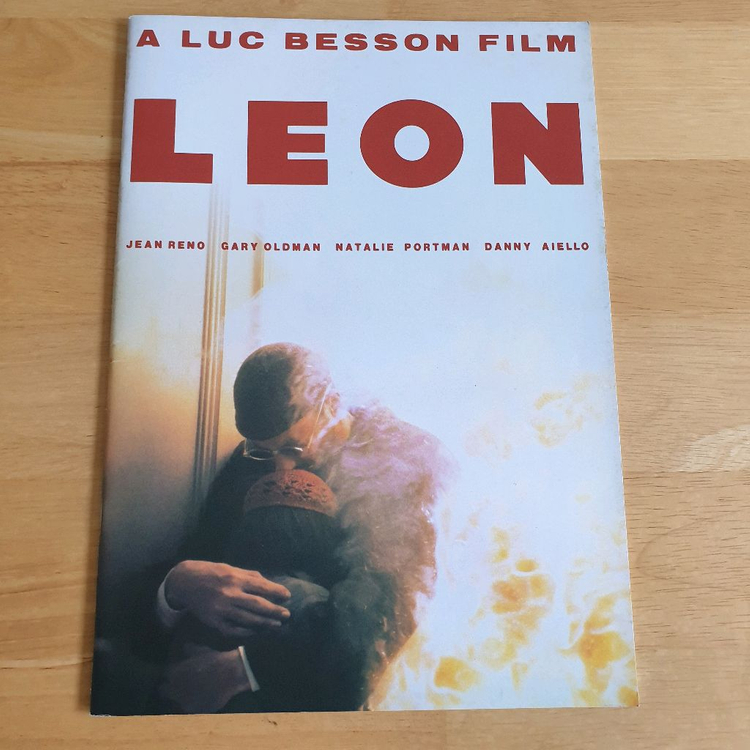 영화 레옹 LEON 장르노 나탈리포트만 일본영화팜플렛 게리올드만 고전영화--0