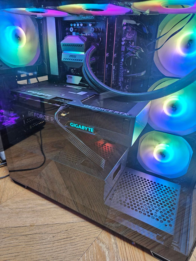 부산 7800x3d rtx4070ti 고사양 데스크탑 pc 본체 컴퓨터 모니터 셋트 팝니다--2