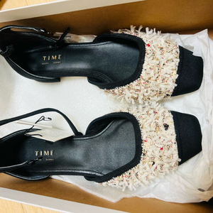 타임 트위드 스퀘어 토 메리제인 샌들 TIME