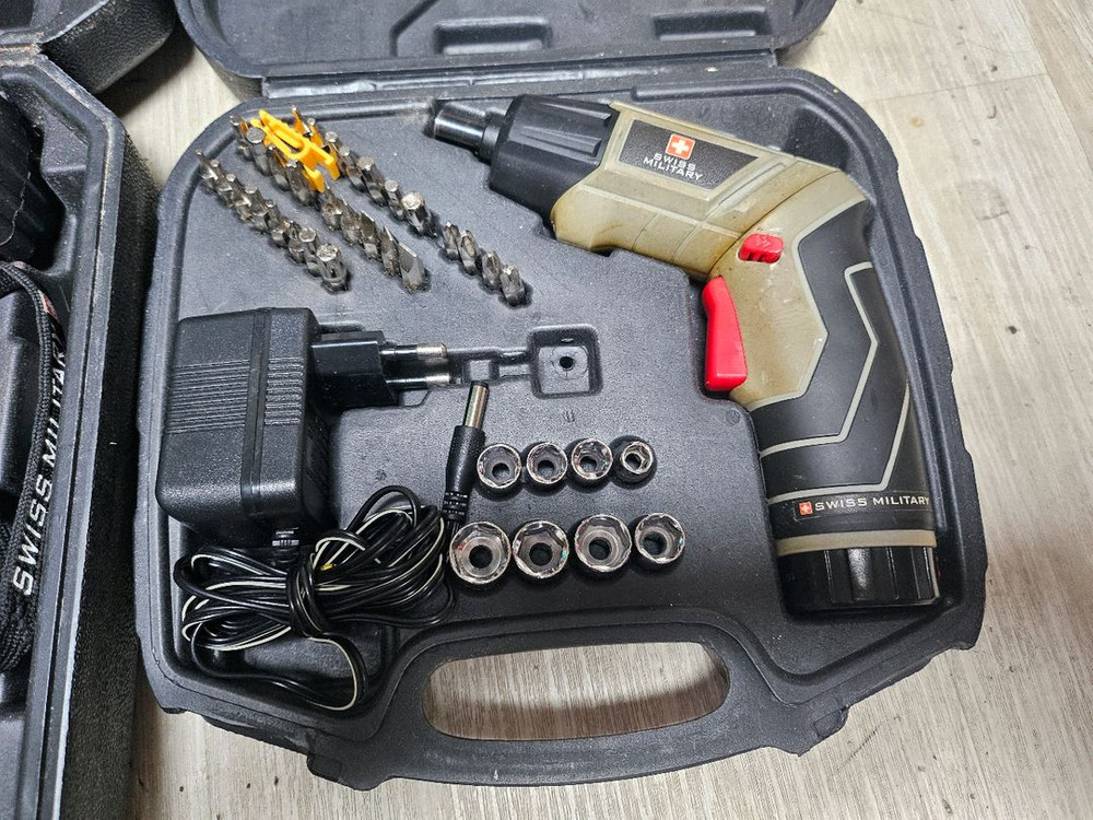 스위스 밀리터리 드릴 드라이버 세트입니다--3