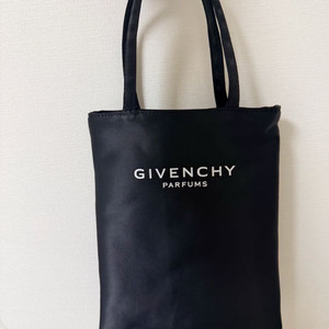 지방시 블랙 미니 토트백