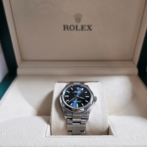 [국내최저가] 롤렉스 오이스터 퍼페츄얼 31MM 브라이트 블루 23년 3월 급매 및 교환 판매합니다. 이미지