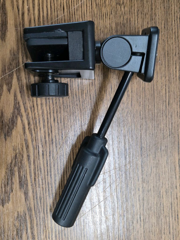브런튼 카메라 망원경 차량 윈도우 거치대 window mount 이미지