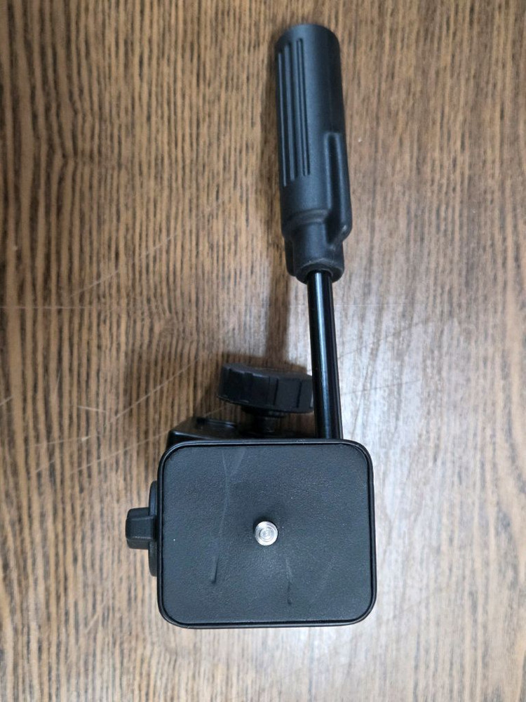 브런튼 카메라 망원경 차량 윈도우 거치대 window mount 이미지