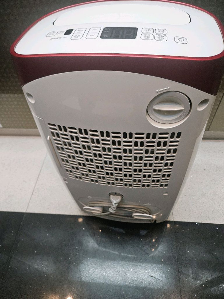 LG휘센 공기청정 제습기 15리터 1등급재품 결로방지예방 물잘빨립니다 빨래잘말립니다--4