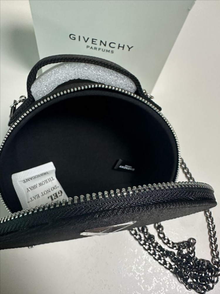 지방시 파우치&크로스가방--1