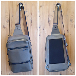 샘소나이트 레더 슬링백