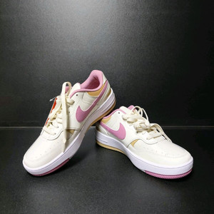 새제품/나이키 운동화270 스니커즈 포스/택포 이미지