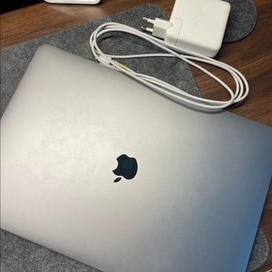 맥북프로 2019 16인치 cto i9 64gb 2tb