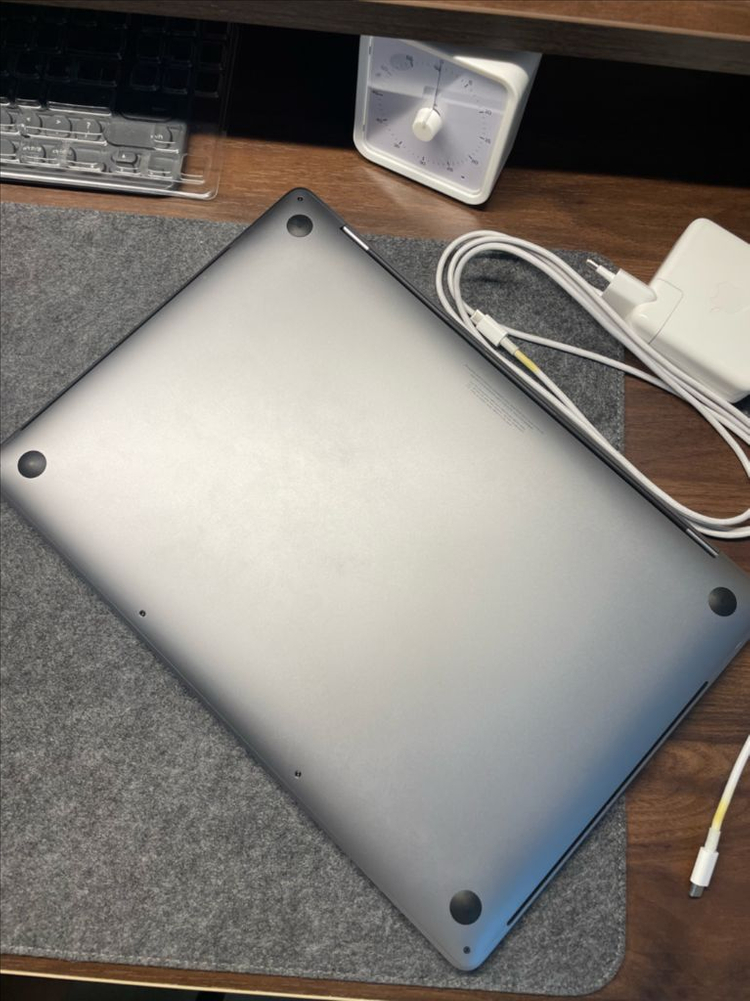 맥북프로 2019 16인치 cto i9 64gb 2tb--1