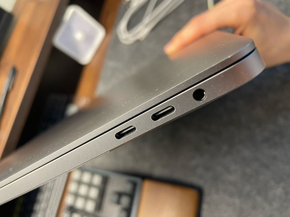 맥북프로 2019 16인치 cto i9 64gb 2tb--5