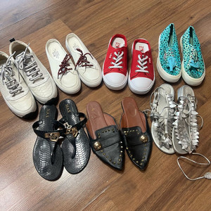 신발장 정리(운동화,뮬,슬리퍼) 이미지