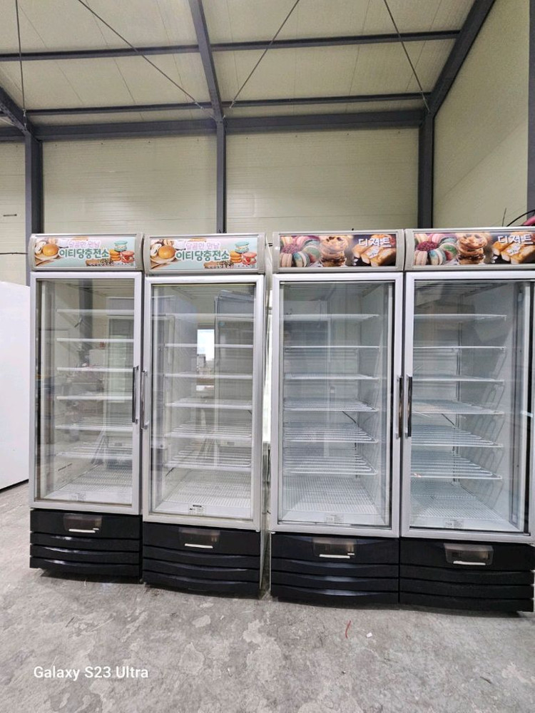 수직냉동고 아이스크림냉동고 냉동쇼케이스 이미지