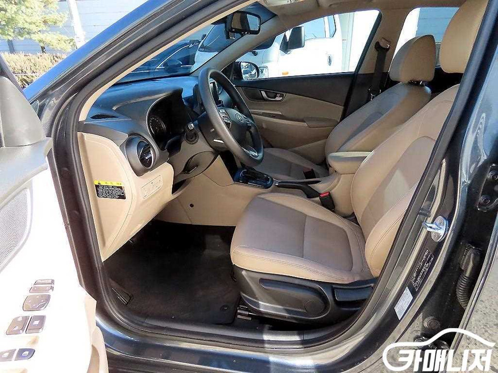 [현대]코나 1.6 터보 4WD 모던 (5인승) #3월급매--4