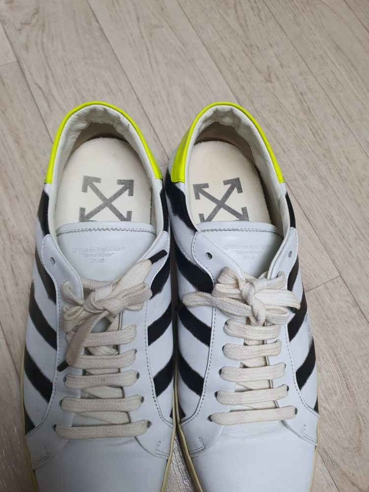 270 오프 캐주얼화 스니커즈 신발 270 완전좋아요 이미지