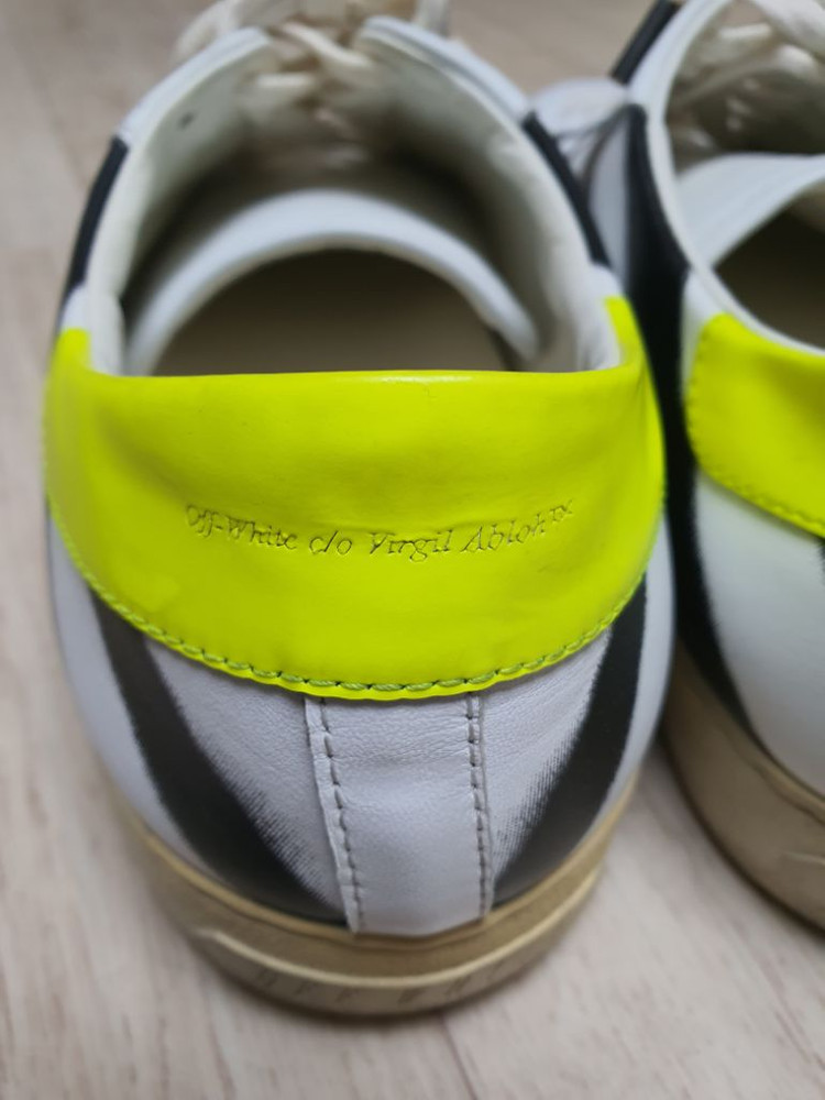 270 오프 캐주얼화 스니커즈 신발 270 완전좋아요 이미지