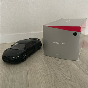 켕파이 1:18 아우디 R8 쿠페 다이캐스트
