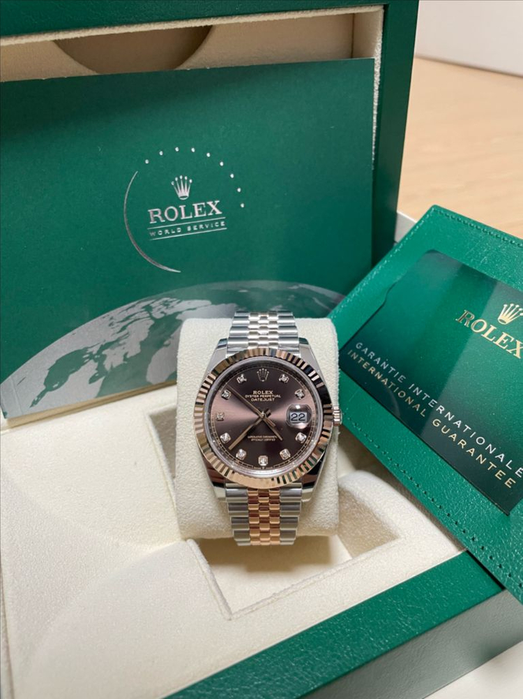 미착용 새상품 롤렉스 126331 신형 데이저스트 41 초코판 텐포로즈골드 판매합니다~~--2