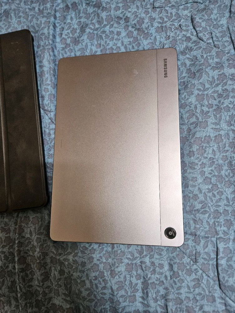 갤럭시탭 a11+(a11 플러스) sm-x230 s급 팝니다--5