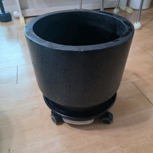 돌자기 화분