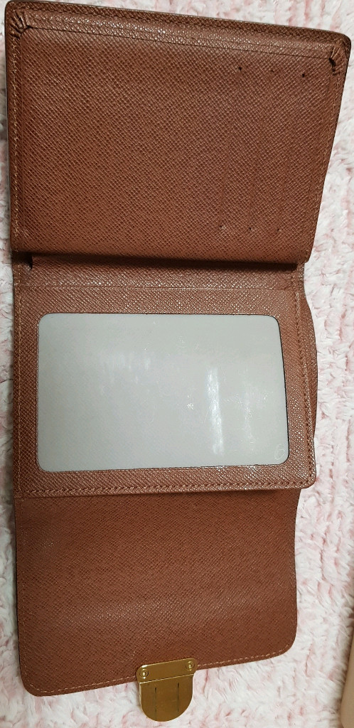 루이비통지갑--8