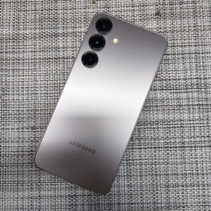 (초SSS급) 갤럭시 S25 256G 실버 26년 1월개통 정상해지공기계 검수완료 73만팝니다@@
