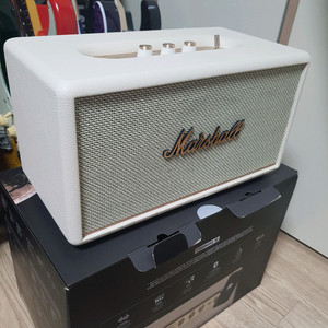 [급매]마샬스탠모어3 화이트 블루투스 스피커