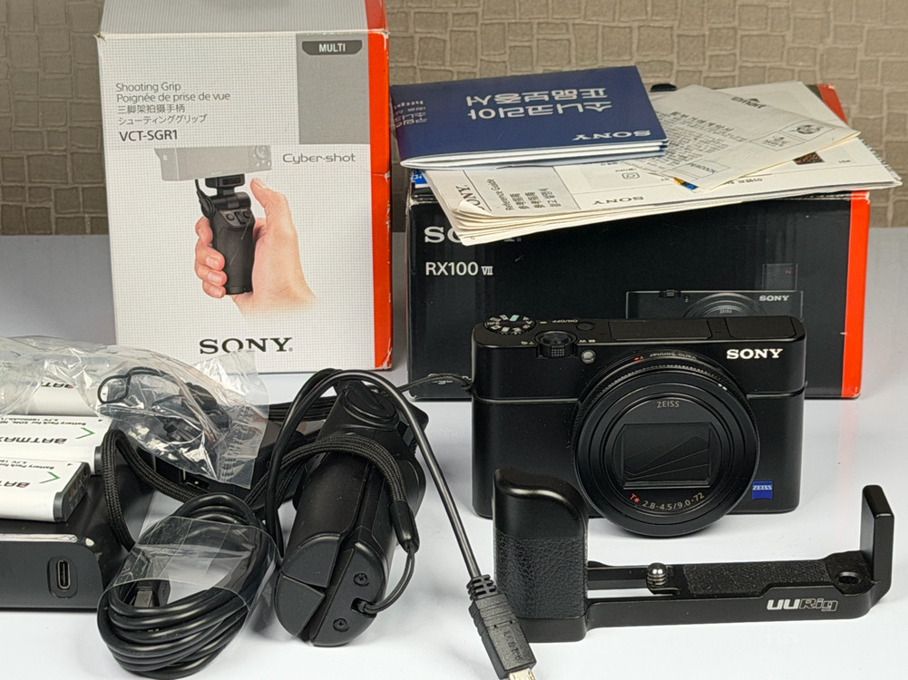 소니 RX100M7 하이엔드 똑딱이 여행용 브이로그 카메라--0