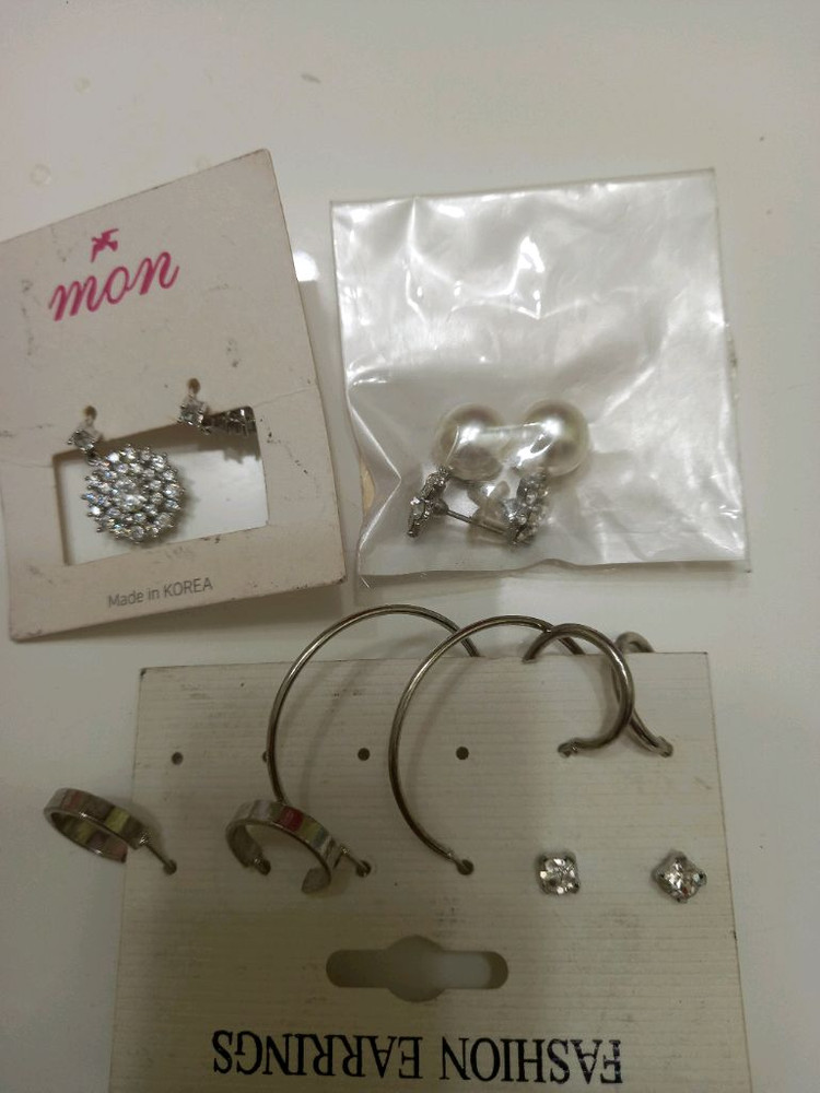 스키니 바지&6포켓 컨버스백&염색약&귀걸이 일괄 택포15000원에 판매--5