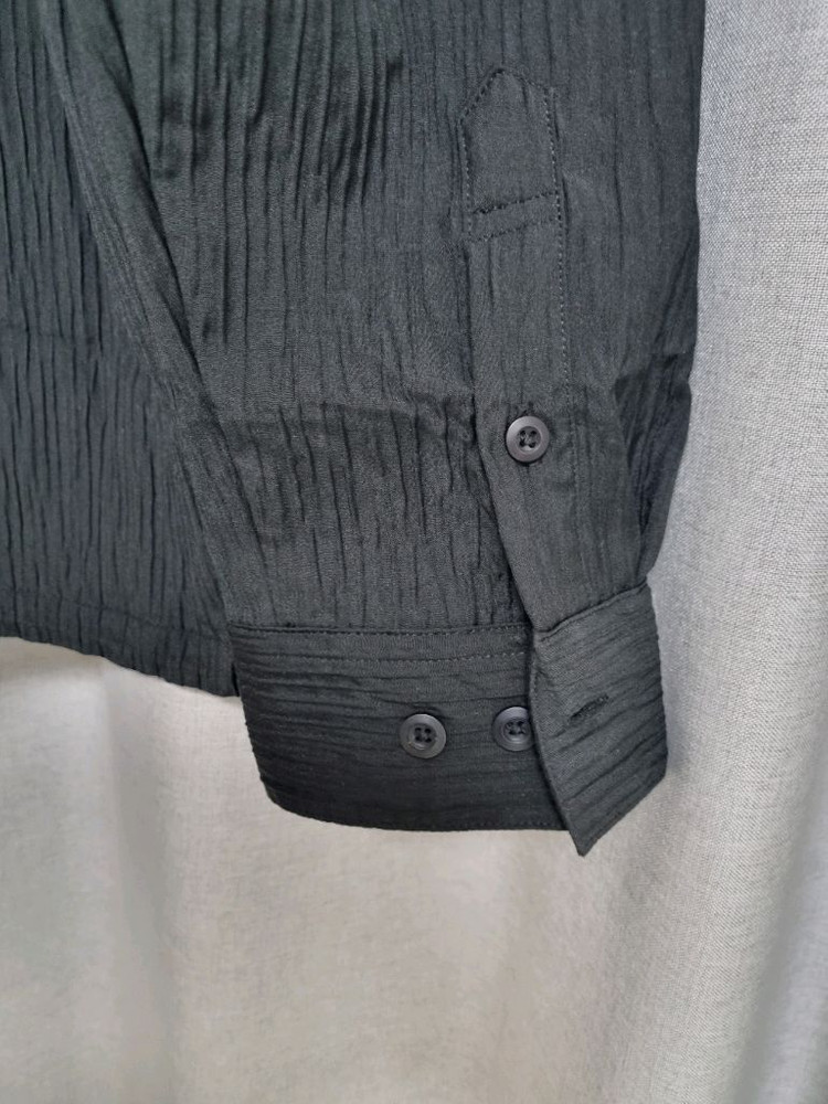 에잇세컨즈 플리츠 집업 셔켓 블랙 L사이즈--3