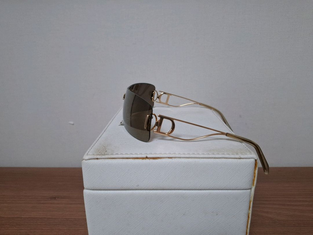 디올 선글라스--1