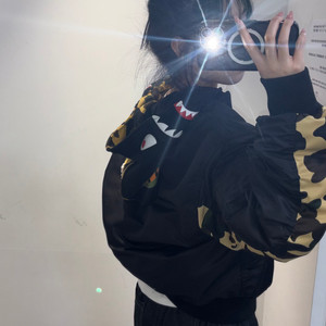 베이프 샤크 카모 MA-1 항공 점퍼