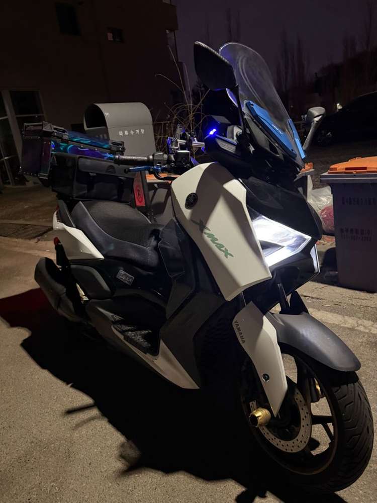 xmax300 23년 페리 이미지