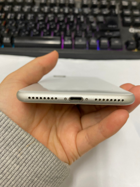 아이폰8플러스 아이폰8+ 실버 256GB 무잔상 감성카메라 인스타 사진폰 499414--6