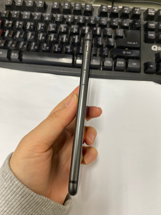 아이폰8 스그 A급 256GB 배터리100% 인스타 빈티지 레트로감성 카메라폰 사진폰 209339--3