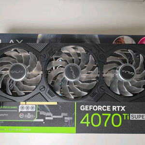 RTX 4070 Ti SUPER 그래픽카드