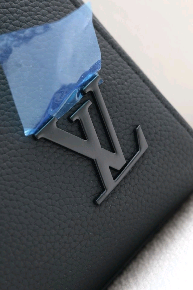 루이비통 남성용 가죽 백팩 블랙--8