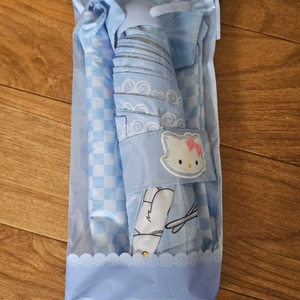 챠미키티 헬로키티 3단양우산 1개 미개봉새것