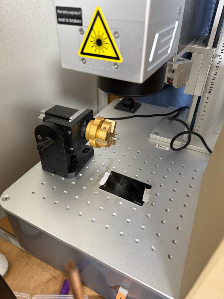 파이버 레이저 마킹기 레이저 각인기 금속 각인기 조각기 이미지