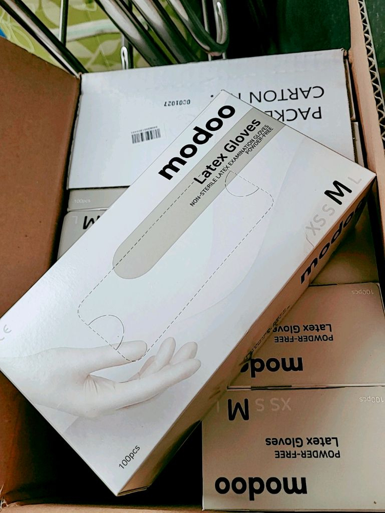 라텍스 재질의 모두 장갑 M사이즈 100매 이미지