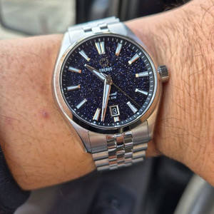 마이크로브랜드 에러버스 어벤츄린 시계