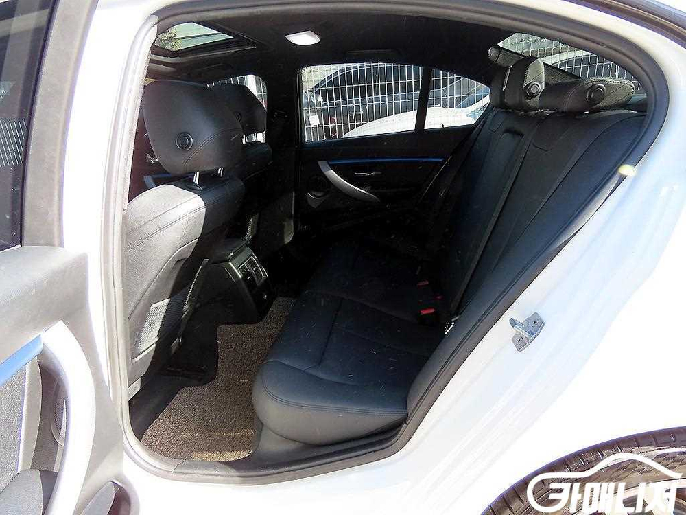 [BMW]3시리즈 (F30) 320i M 스포츠 #3월급매--5