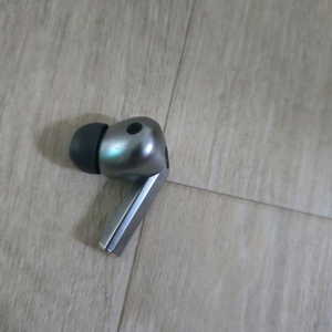 갤럭시버즈3 프로 오른쪽