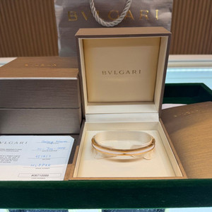 정품 불가리 비제로원 팔찌 화이트 세라믹 L사이즈 이미지